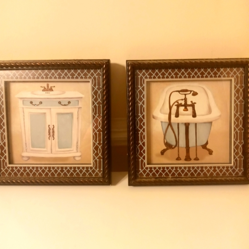 2pc Bathroom frames wall